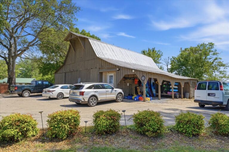 brooks barn