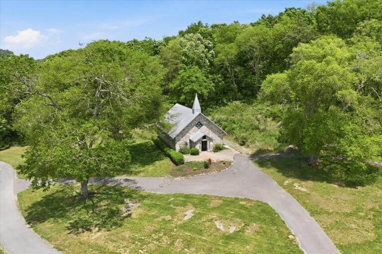 aerial of brooks chapel