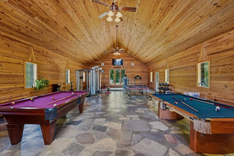 Game and workout room brooks healing center